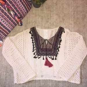 Sadie & Sage Cropped Loopy Sweater. Size Small.